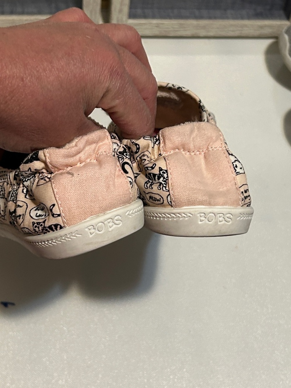 Skechers women'sPink Cat-Print BOBS Casual Sneakers - Picture 4 of 6